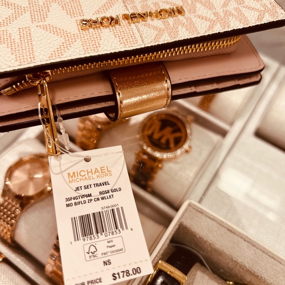 Michael Kors Purse and Wallet - Picture 14 of 15